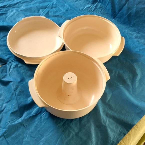 Tupperware Other - Tupperware microwave cooker. Tupperware Other - Tupperware microwave cooker.